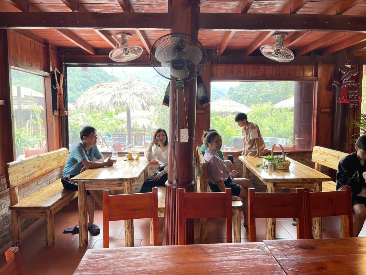 Bac Ha Lodge Retreat Bagian luar foto